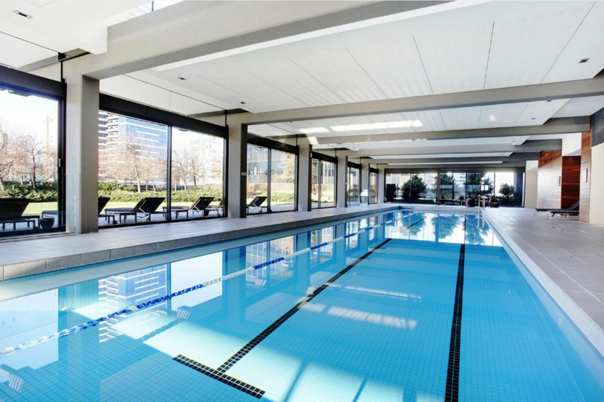 Melbourne Holiday Apartments Southbank Exterior photo