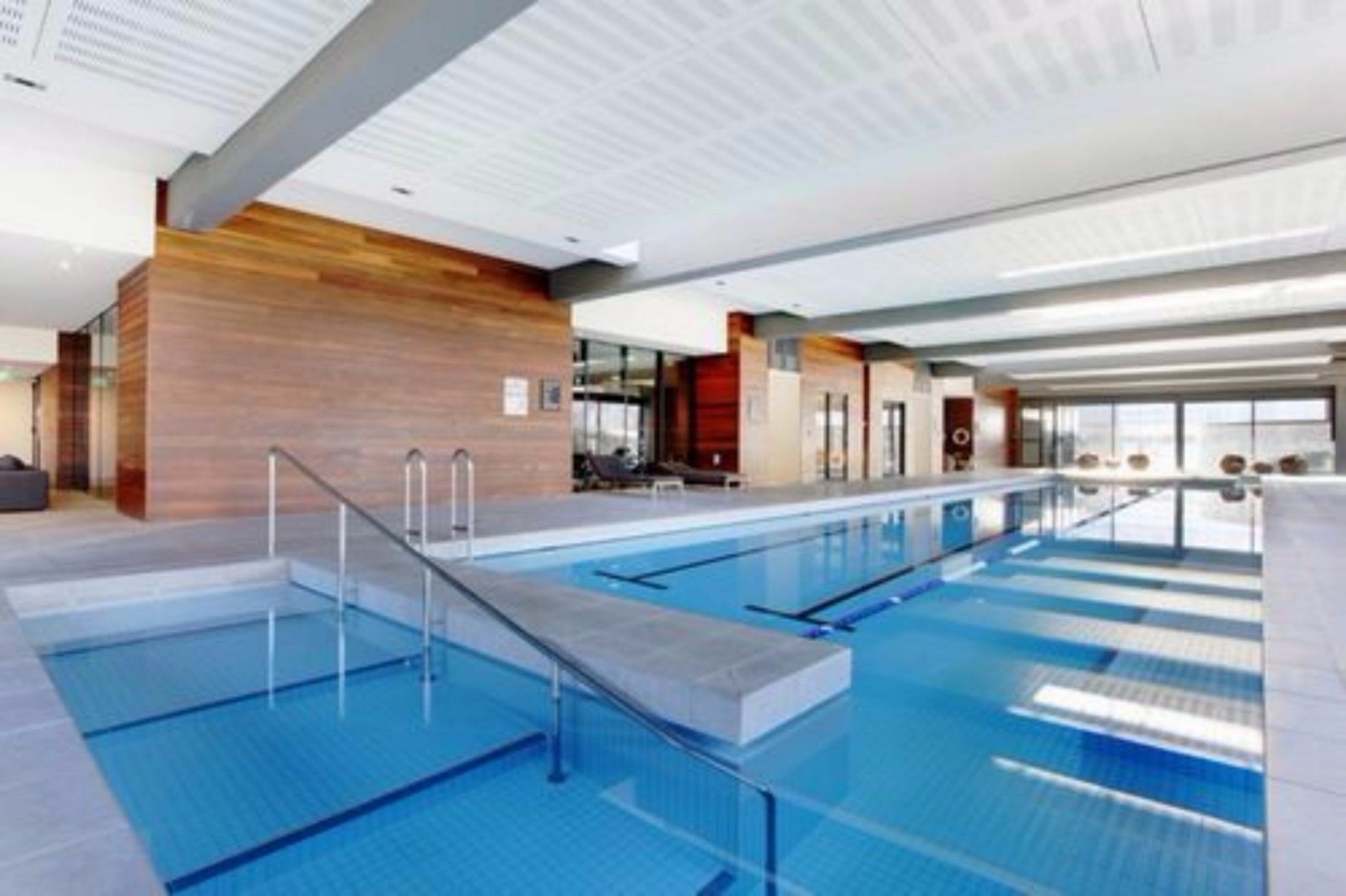 Melbourne Holiday Apartments Southbank Exterior photo